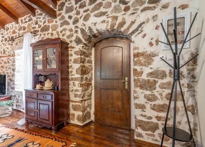 Stirida Stone House