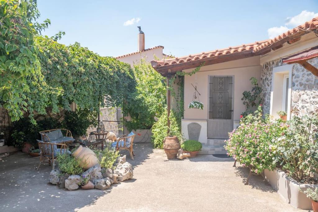 Stirida Stone House Stirion